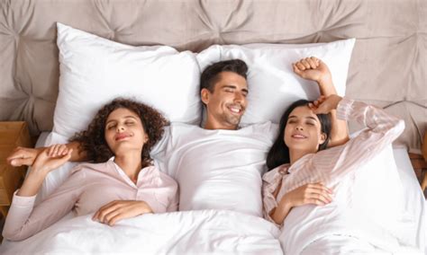 How to Have Your First Threesome: 6 Tips for a Successful